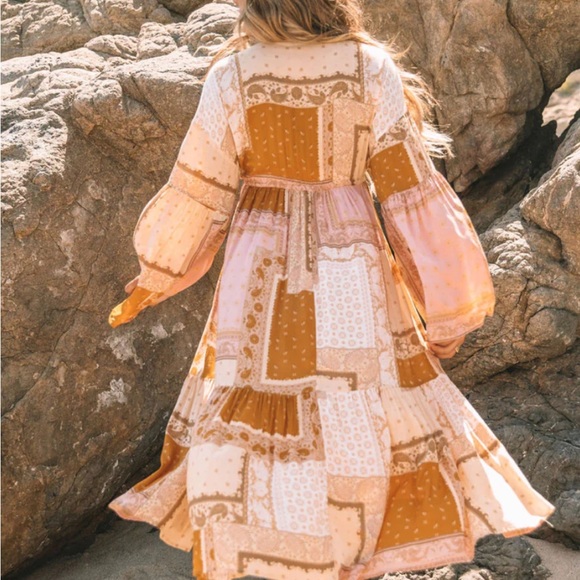 NWT VICI WAITING ON THE SUN PATCHWORK DUSTER KIMONO 😍😍 - Picture 5 of 9